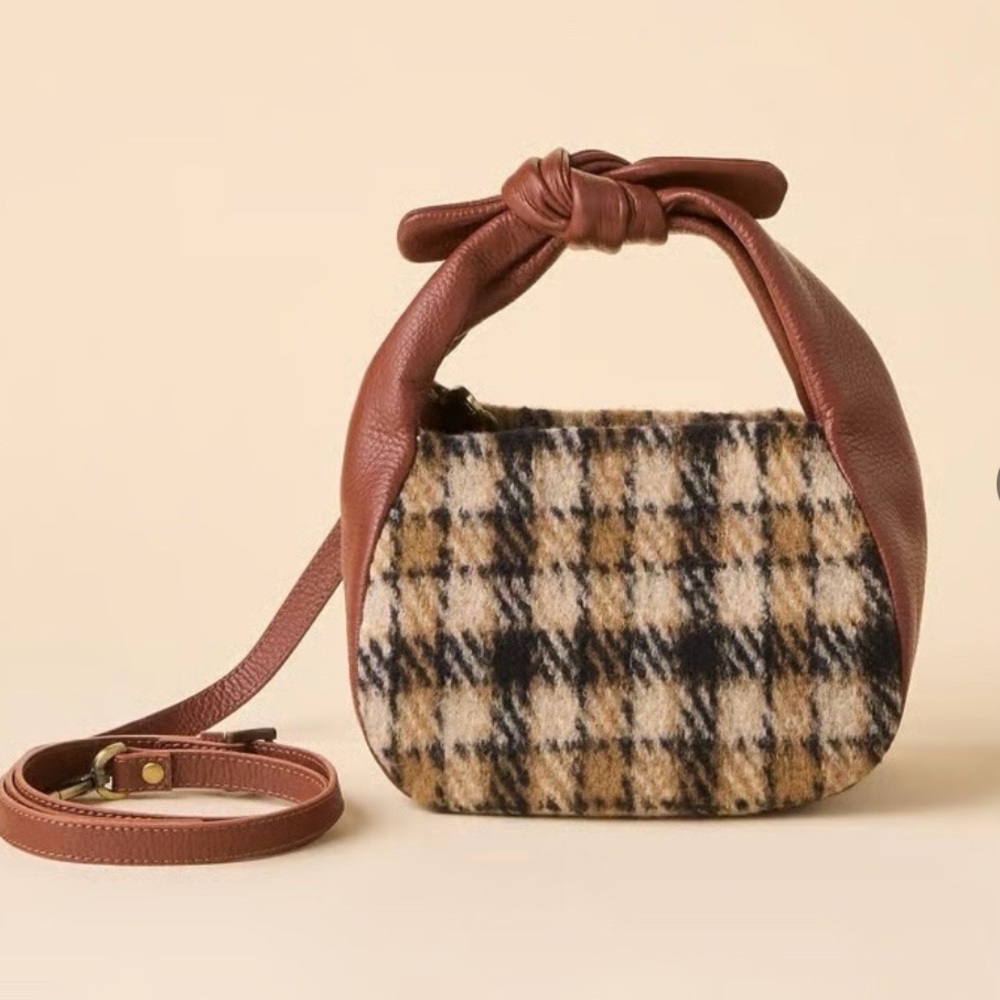 Sundance Soire Knotted crossbody purse. Leather and wool plaid. EUC.